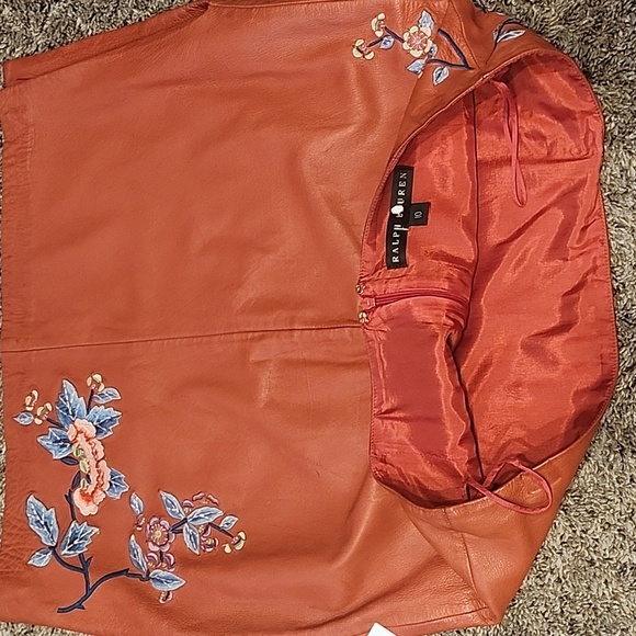 Leather skirt - Picture 9 of 9